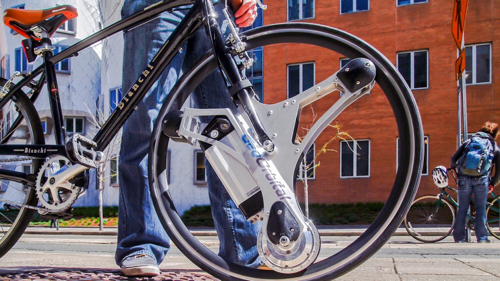 GeoOrbital Wheel transforma cualquier bicicleta en eléctrica en 1 minuto