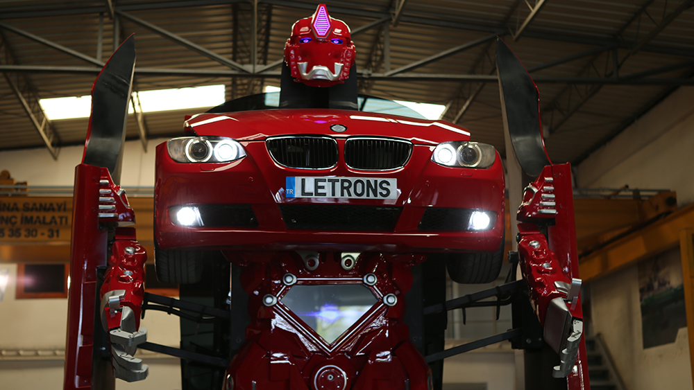 Estos son los Letrons, los primeros Transformers de la vida real, y son BMW