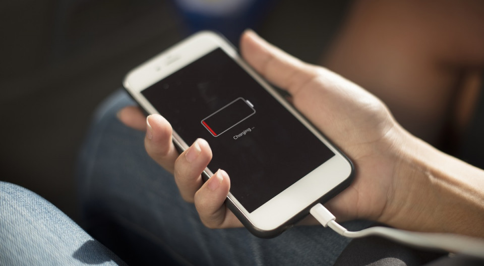 Un sencillo truco para calibrar la batería de tu teléfono Samsung y mejorar tu duración